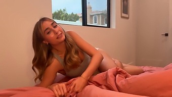 Step-Sister'S Foot Fetish Leads To Hard Cock In Lily Phillips' Video